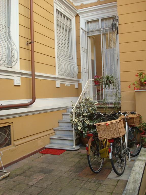 Villino Caproni Apartment Viareggio Exterior foto